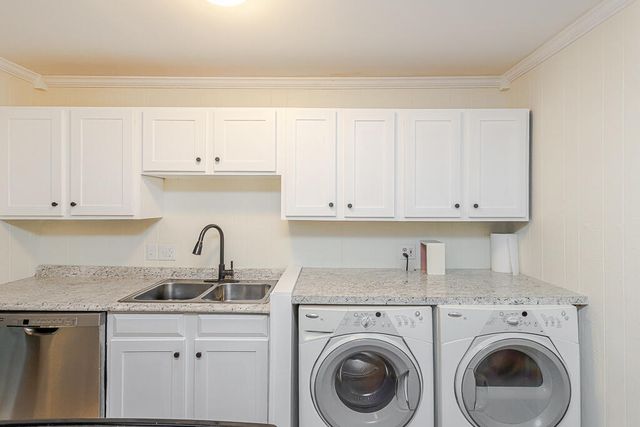 3207 Waldmar Road, Toledo, OH 43615