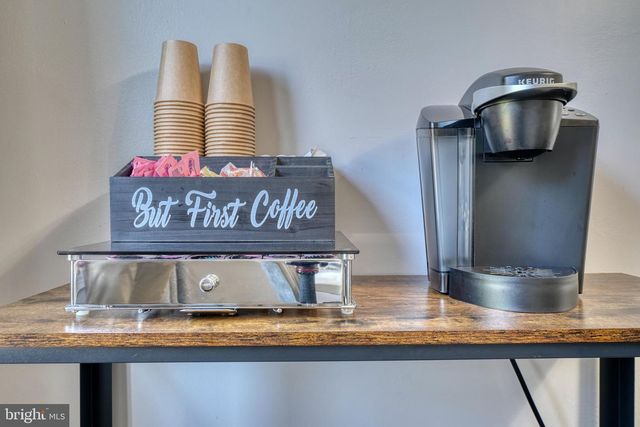 2124 REDTHORN RD, Baltimore, MD 21220