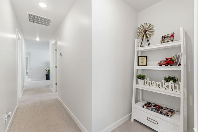 1038 S OLD TOWNE RD, Layton, UT 84041