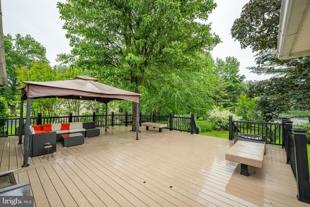 1006 MANOR LANE, Langhorne, PA 19053