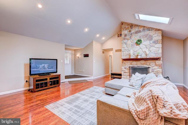 1006 MANOR LANE, Langhorne, PA 19053