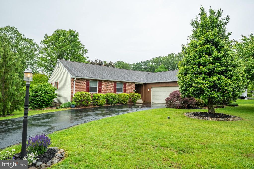 1006 MANOR LANE, Langhorne, PA 19053