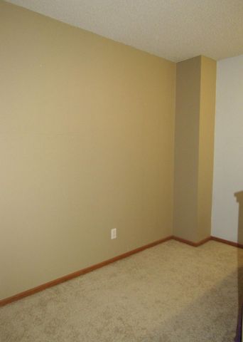 13497 Carmody Drive, Eden Prairie, MN 55344