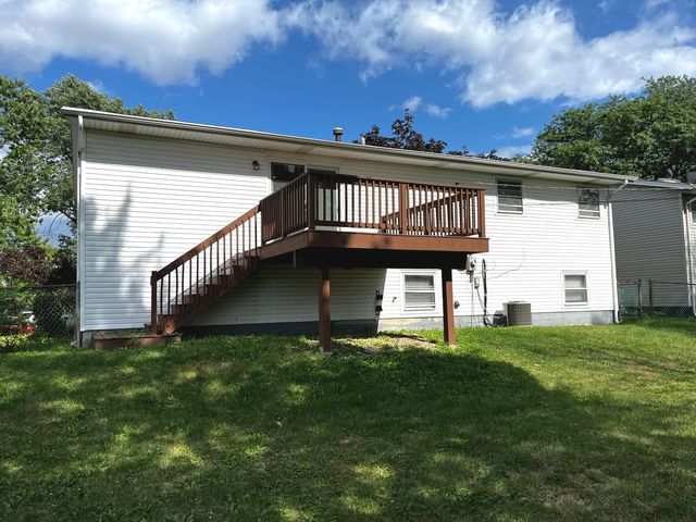 16524 Woodlawn West Avenue, South Holland, IL 60473