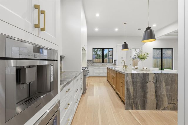 316 W 30th Street, Houston, TX 77018
