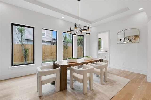 316 W 30th Street, Houston, TX 77018