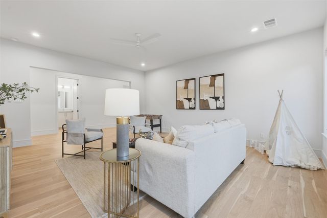 316 W 30th Street, Houston, TX 77018