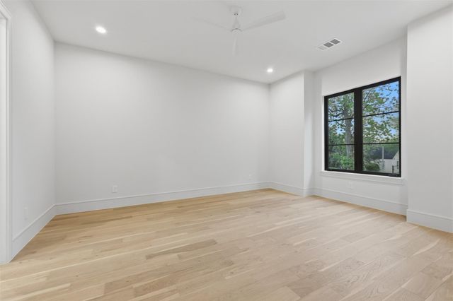 316 W 30th Street, Houston, TX 77018
