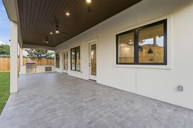 316 W 30th Street, Houston, TX 77018