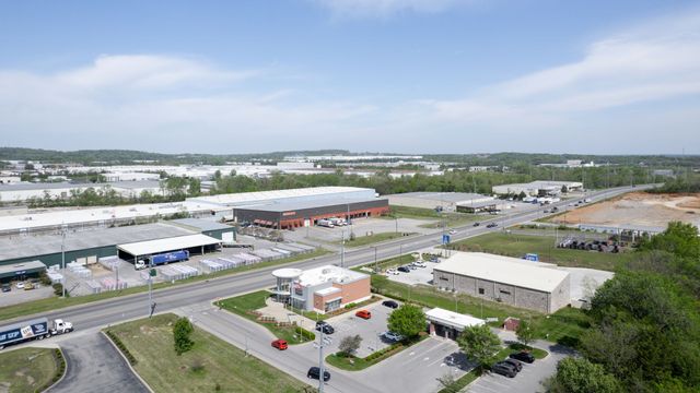 291 Old Waldron Rd, La Vergne, TN 37086