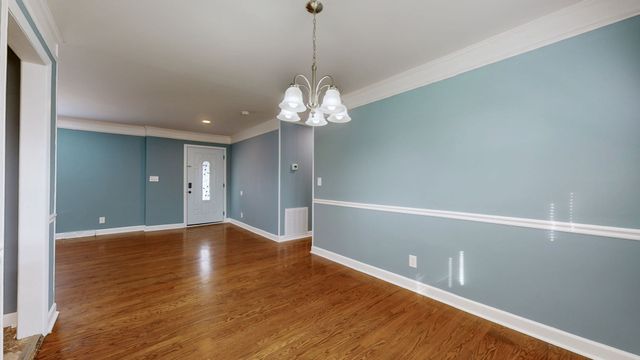 291 Old Waldron Rd, La Vergne, TN 37086