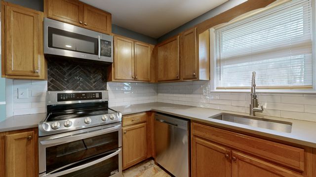 291 Old Waldron Rd, La Vergne, TN 37086