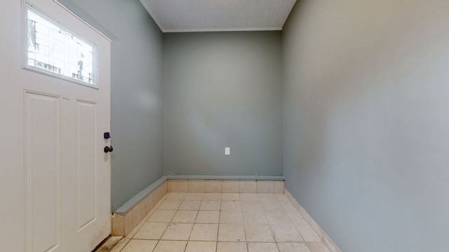 291 Old Waldron Rd, La Vergne, TN 37086