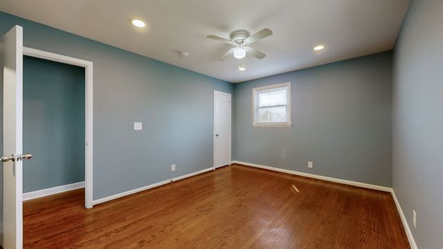 291 Old Waldron Rd, La Vergne, TN 37086