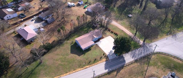 291 Old Waldron Rd, La Vergne, TN 37086