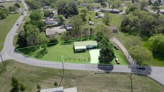 291 Old Waldron Rd, La Vergne, TN 37086