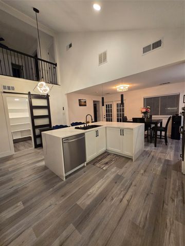 1802 Clover Trail, Richardson, TX 75081