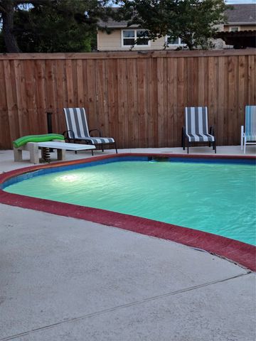 1802 Clover Trail, Richardson, TX 75081