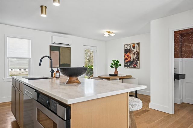 240 Power Street, Providence, RI 02906