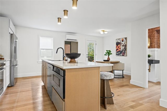 240 Power Street, Providence, RI 02906