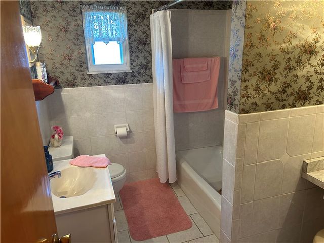 356 Third St, Smithton, PA 15479