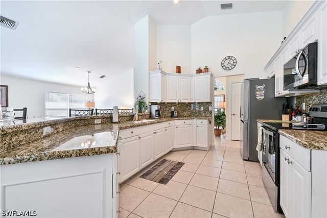 6453 Autumn Woods BLVD, Naples, FL 34109