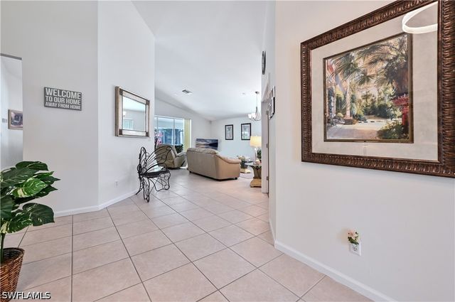 6453 Autumn Woods BLVD, Naples, FL 34109
