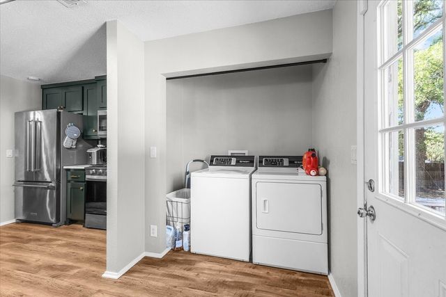1309 N Elm Street, Weatherford, TX 76086