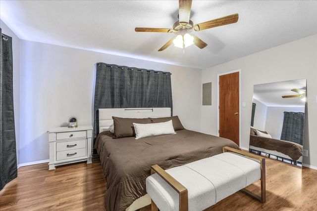 1309 N Elm Street, Weatherford, TX 76086