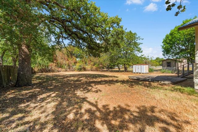 1309 N Elm Street, Weatherford, TX 76086