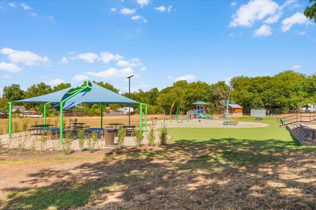 1309 N Elm Street, Weatherford, TX 76086