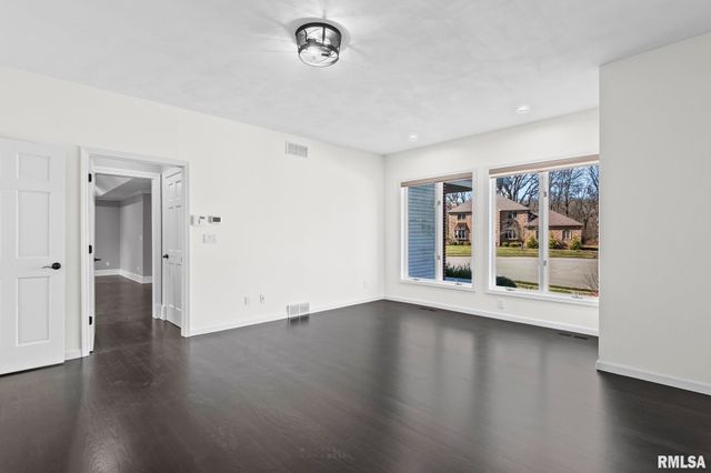 804 FAIRFAX Court, Springfield, IL 62702