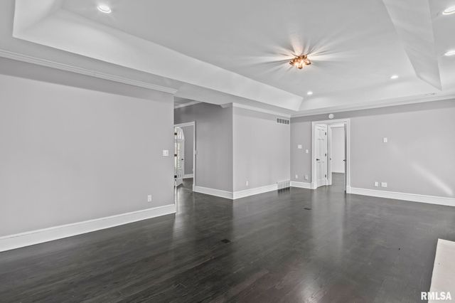 804 FAIRFAX Court, Springfield, IL 62702