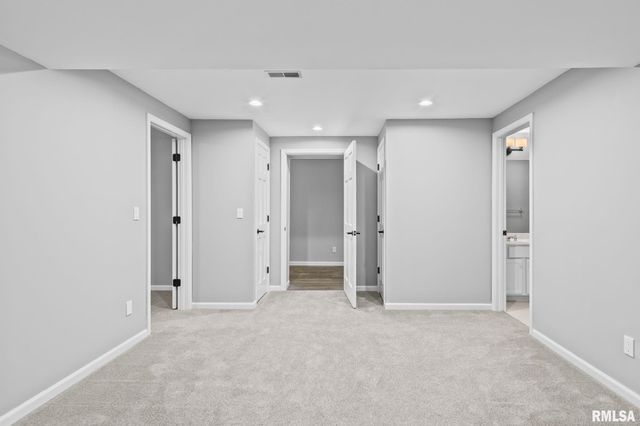 804 FAIRFAX Court, Springfield, IL 62702