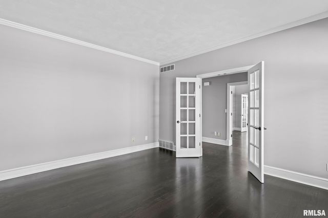 804 FAIRFAX Court, Springfield, IL 62702