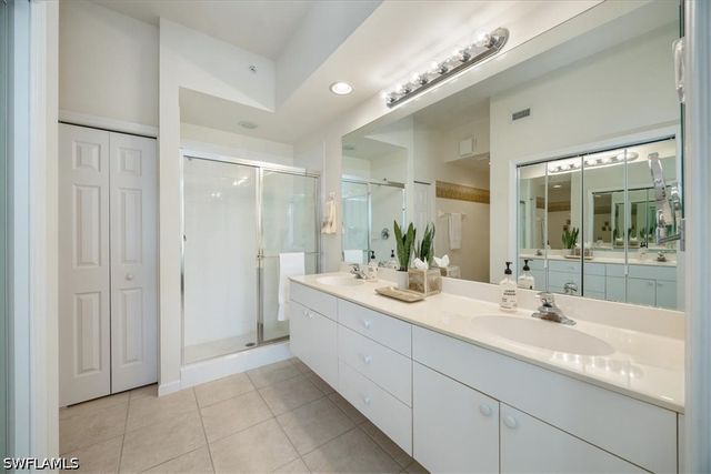 6800 Beach Resort DR 2305, Naples, FL 34114