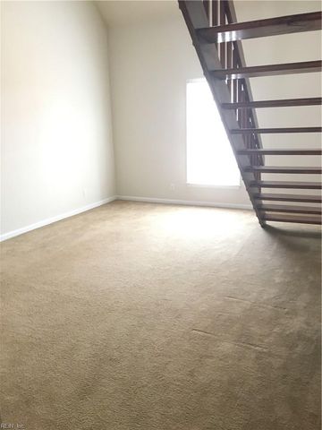 1210 Stockley Gdns Apt 605, Norfolk, VA 23517