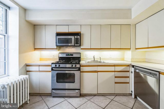 4543 BAKER ST, Philadelphia, PA 19127