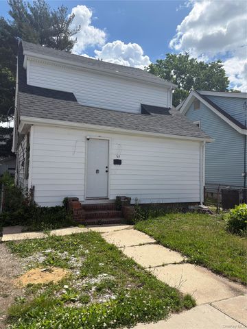 35 Van Siclen Avenue, Floral Park, NY 11001