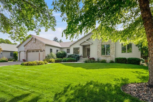 933 Chalfont Drive, Sun Prairie, WI 53590
