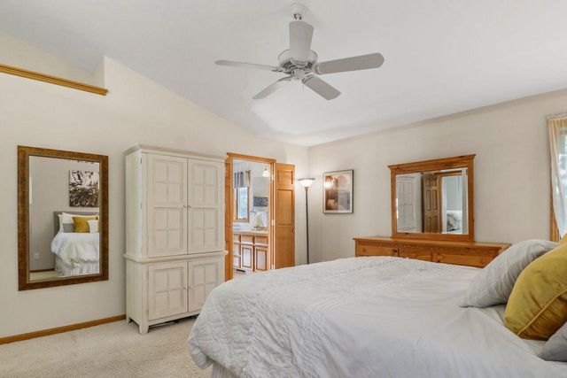 933 Chalfont Drive, Sun Prairie, WI 53590