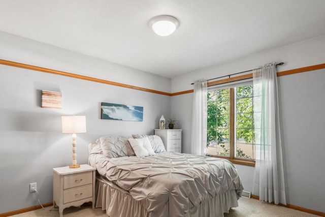 933 Chalfont Drive, Sun Prairie, WI 53590
