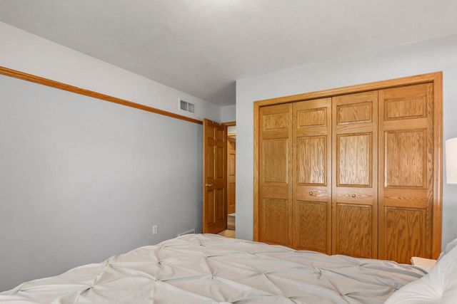 933 Chalfont Drive, Sun Prairie, WI 53590