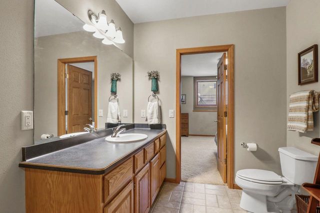 933 Chalfont Drive, Sun Prairie, WI 53590