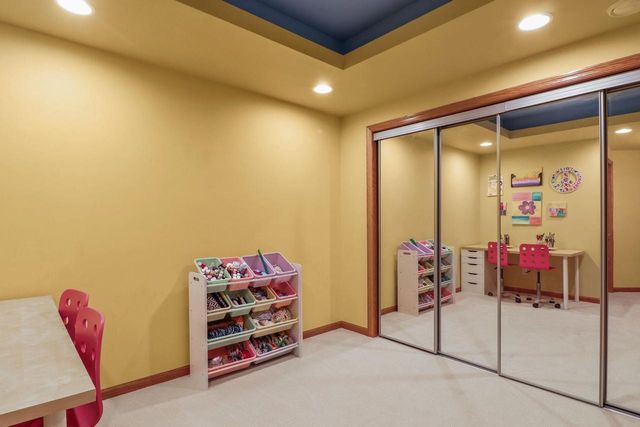 933 Chalfont Drive, Sun Prairie, WI 53590