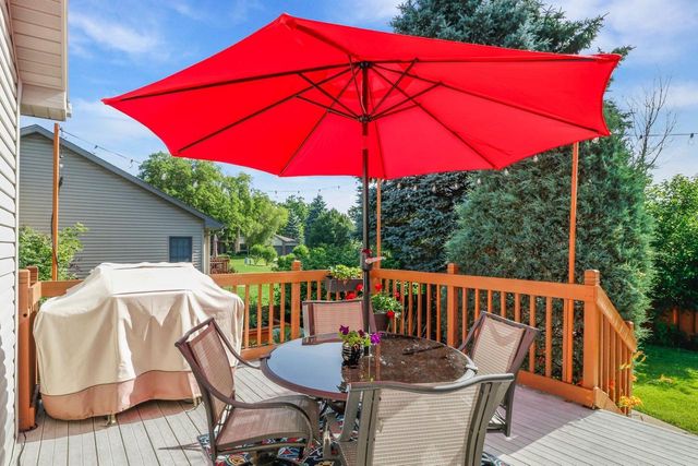 933 Chalfont Drive, Sun Prairie, WI 53590