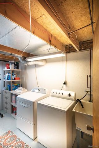 1071 Longfellow Drive, Canton, MI 48187