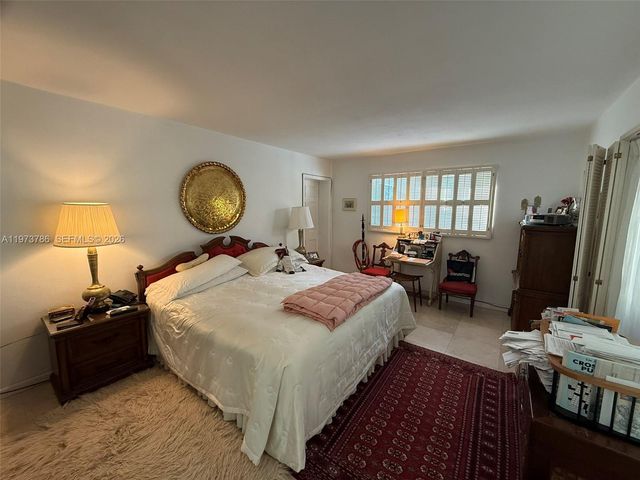 7010 SW 148th Ter, Palmetto Bay, FL 33158