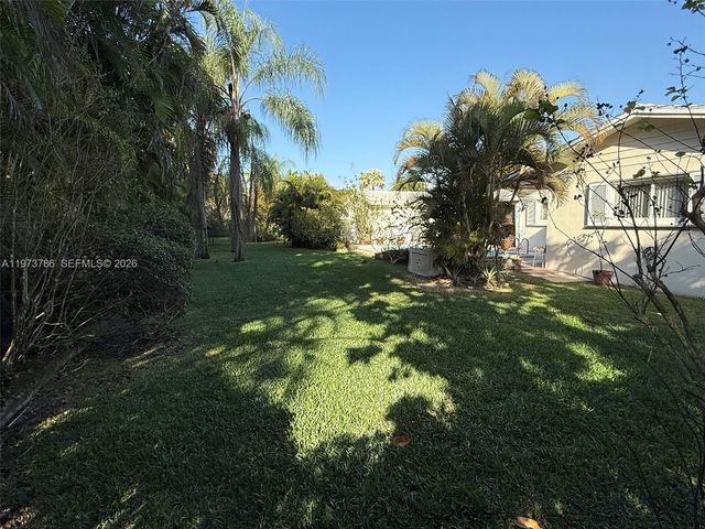 7010 SW 148th Ter, Palmetto Bay, FL 33158