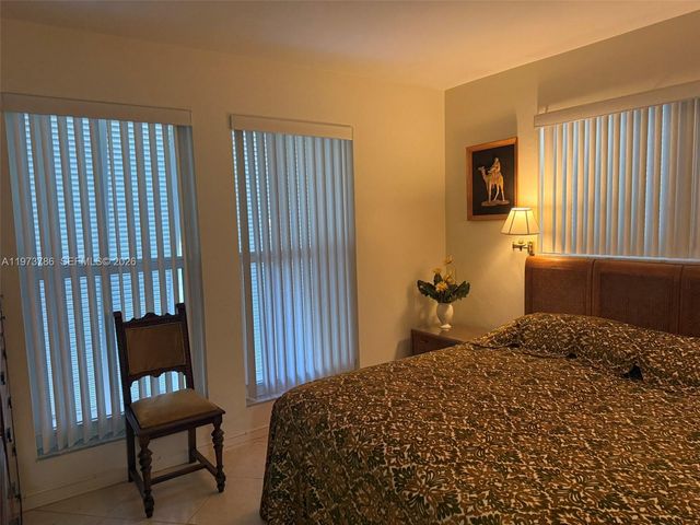 7010 SW 148th Ter, Palmetto Bay, FL 33158